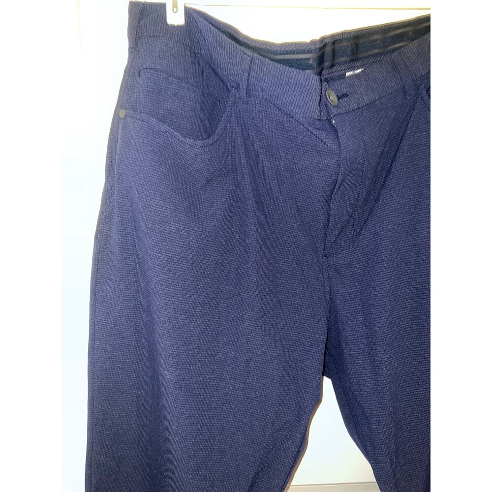 Tommy Bahama Performance Pants – Size 42x30 - Picture 2 of 7